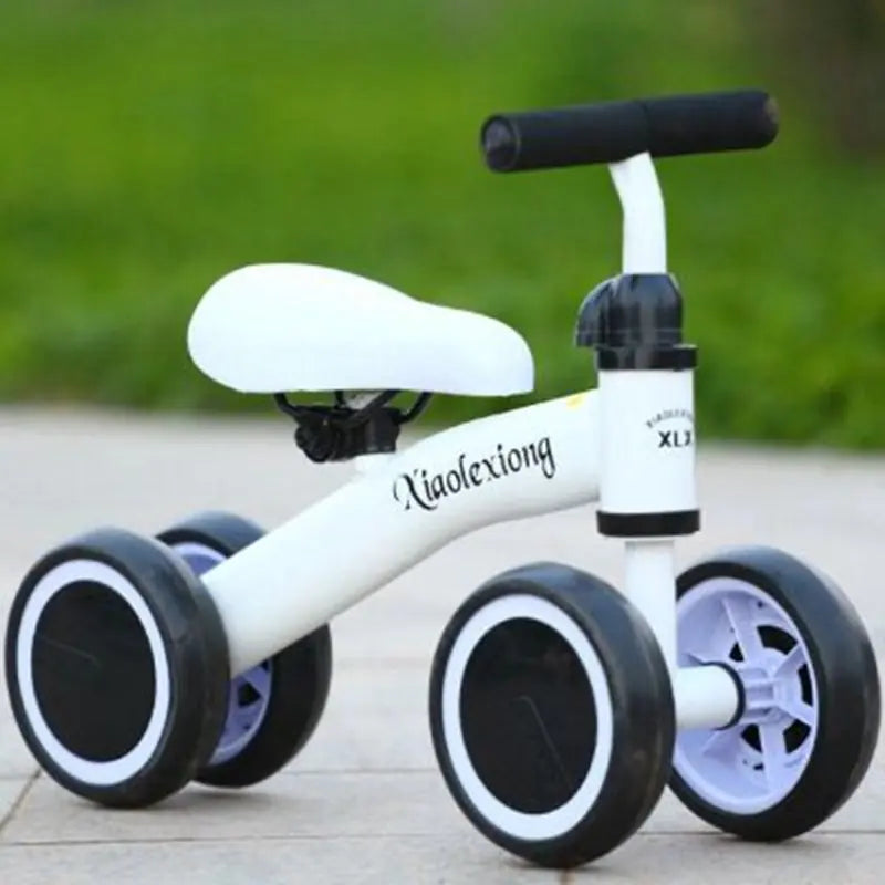 Balanscykel för Småbarn 1–3 år – Utan Pedaler & Lätt Vikt