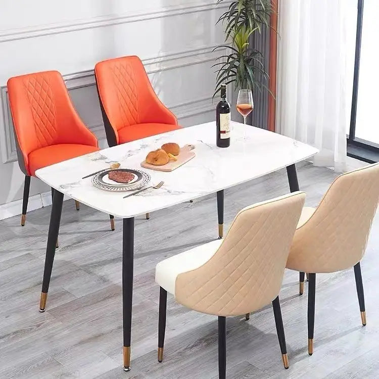 Nordisk Matstol med Katttass-design – Mjuk & Lyxig – För Hem, Hotell & Lounge