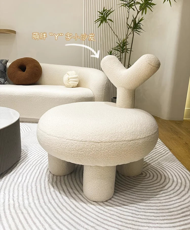Nordisk L-formad Soffa – Vit Lounge i Lammullstyg – Modern & Romantisk Vardagsrumsdesign