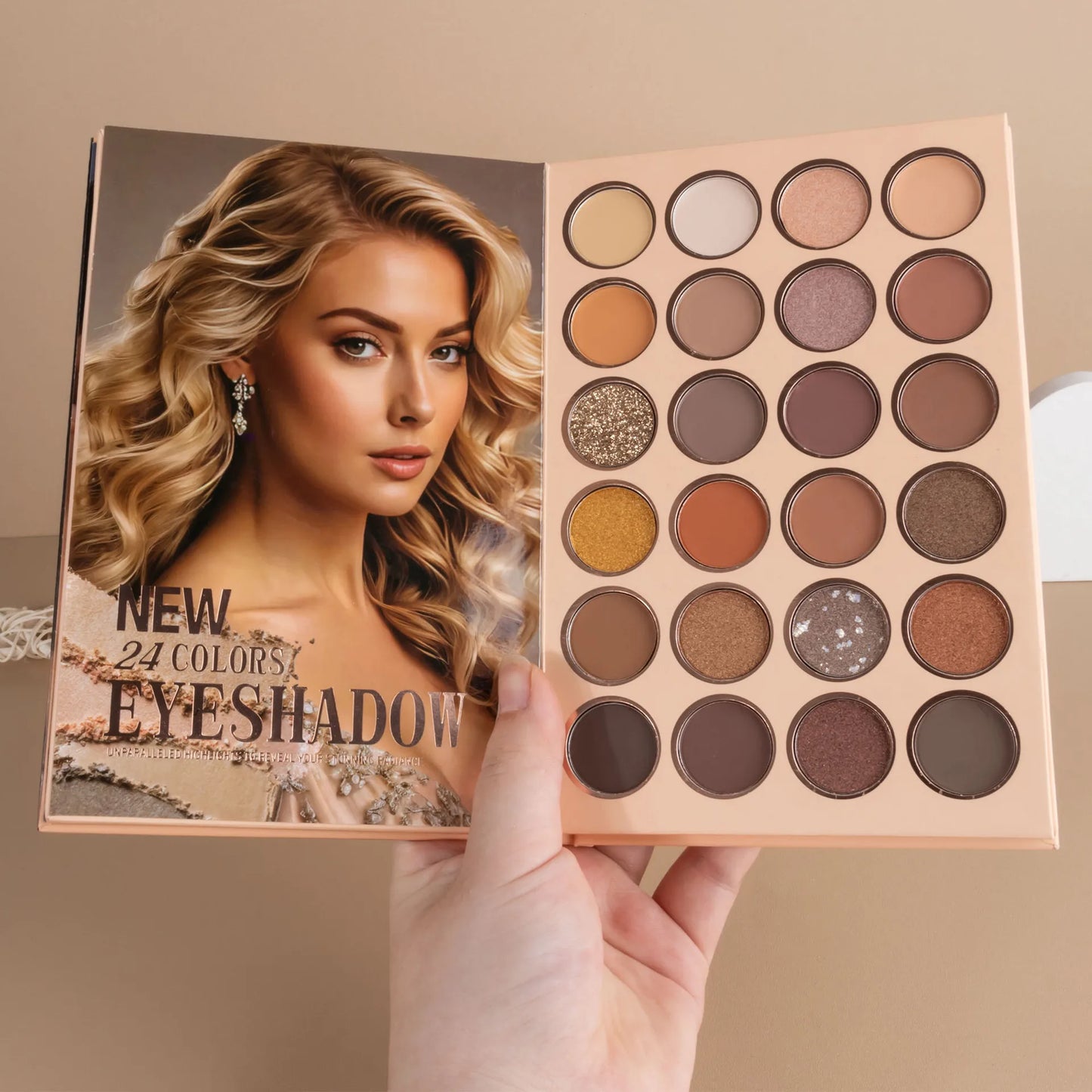 đ Professionell Makeup-palett med 54 fĂ€rger â Allt-i-ett: Ăgonskugga, Rouge, Highlighter & Contouring