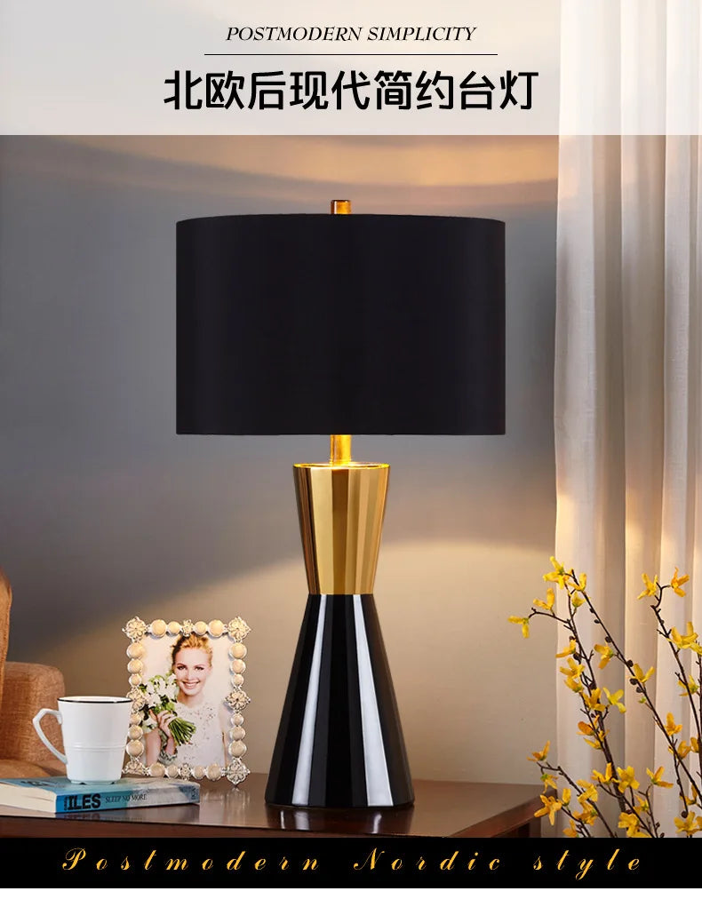 đĄ KIQUNE Bordslampa i Amerikansk Minimalistisk Stil â JĂ€rn & Tyg â LED â För Sovrum & Arbetsrum