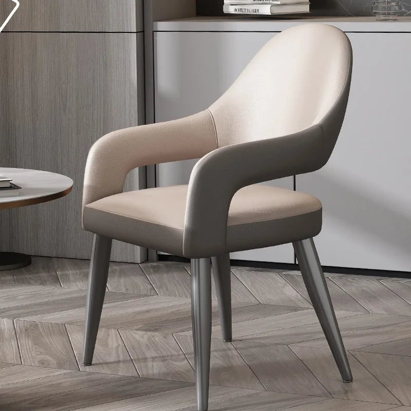 Modern Läderfåtölj – Avslappnad Design för Matsal, Vardagsrum & Balkong