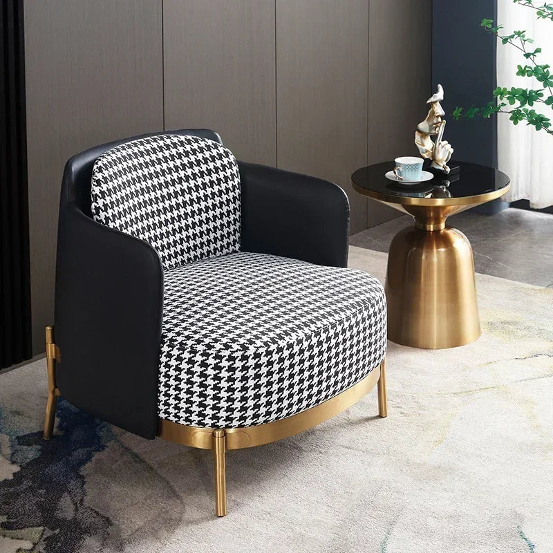 Nordiskt Soffbord i Metall & Glas – Lyxig Rund Design för Vardagsrum & Sovrum