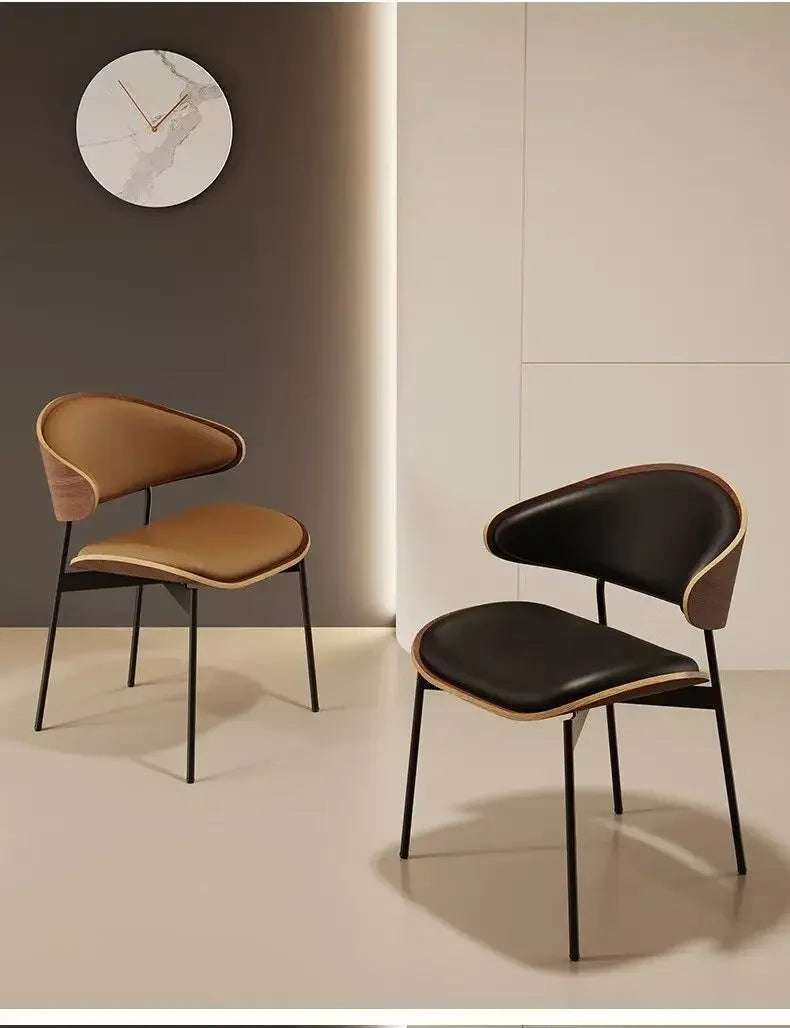 Modern Matstol i Konstläder – Mjuk & Lyxig Design för Vardagsrum eller Café