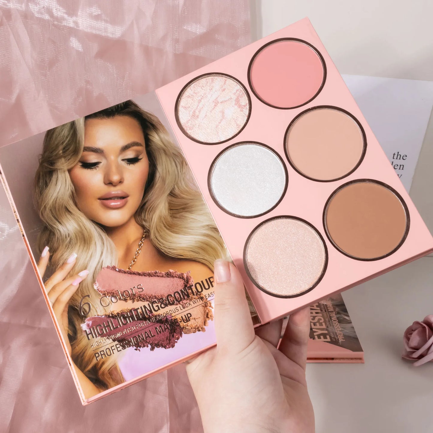 đ Professionell Makeup-palett med 54 fĂ€rger â Allt-i-ett: Ăgonskugga, Rouge, Highlighter & Contouring