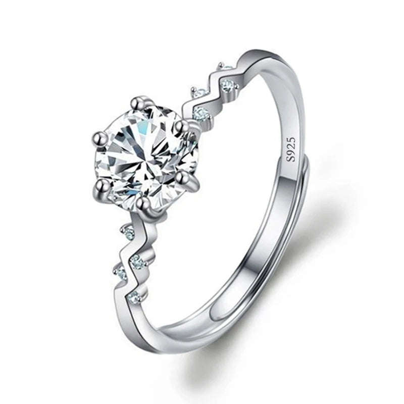 Justerbar Moissanite Förlovningsring – Öppen Design i Silverpläterad Koppar – Elegant & Prisvärd