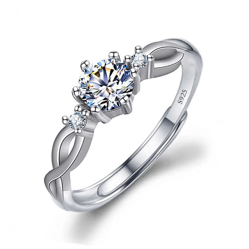 Justerbar Moissanite Förlovningsring – Öppen Design i Silverpläterad Koppar – Elegant & Prisvärd