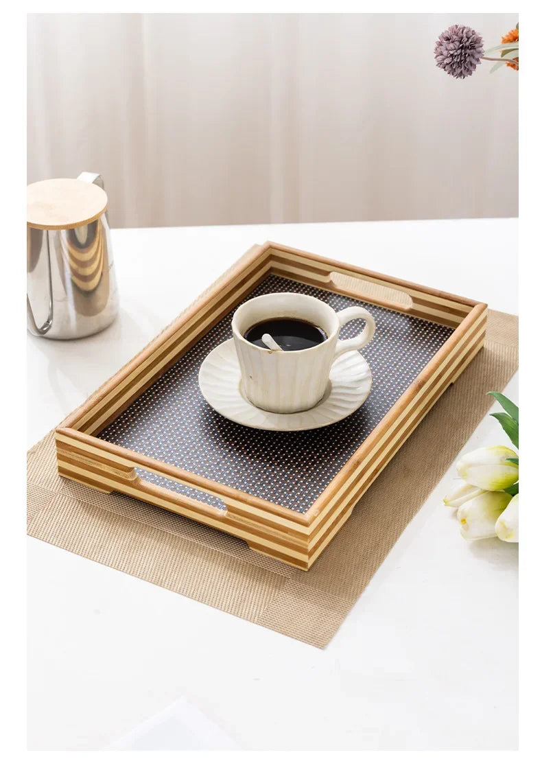 Vintage Serveringsbricka i Bambuträ – Rottinginspirerad Elegans för Hem & Café