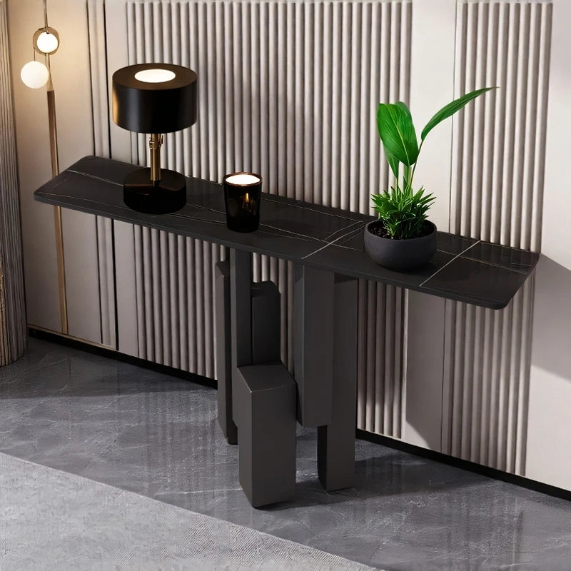 QWC Smalt Konsolbord – Modern Konstnärlig Design med Svarta Ben