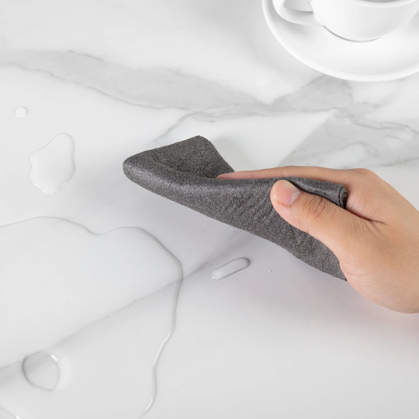 Modernt 2-vånings runt soffbord i sintrad sten – exklusivt bord med metallram för vardagsrum & sovrum