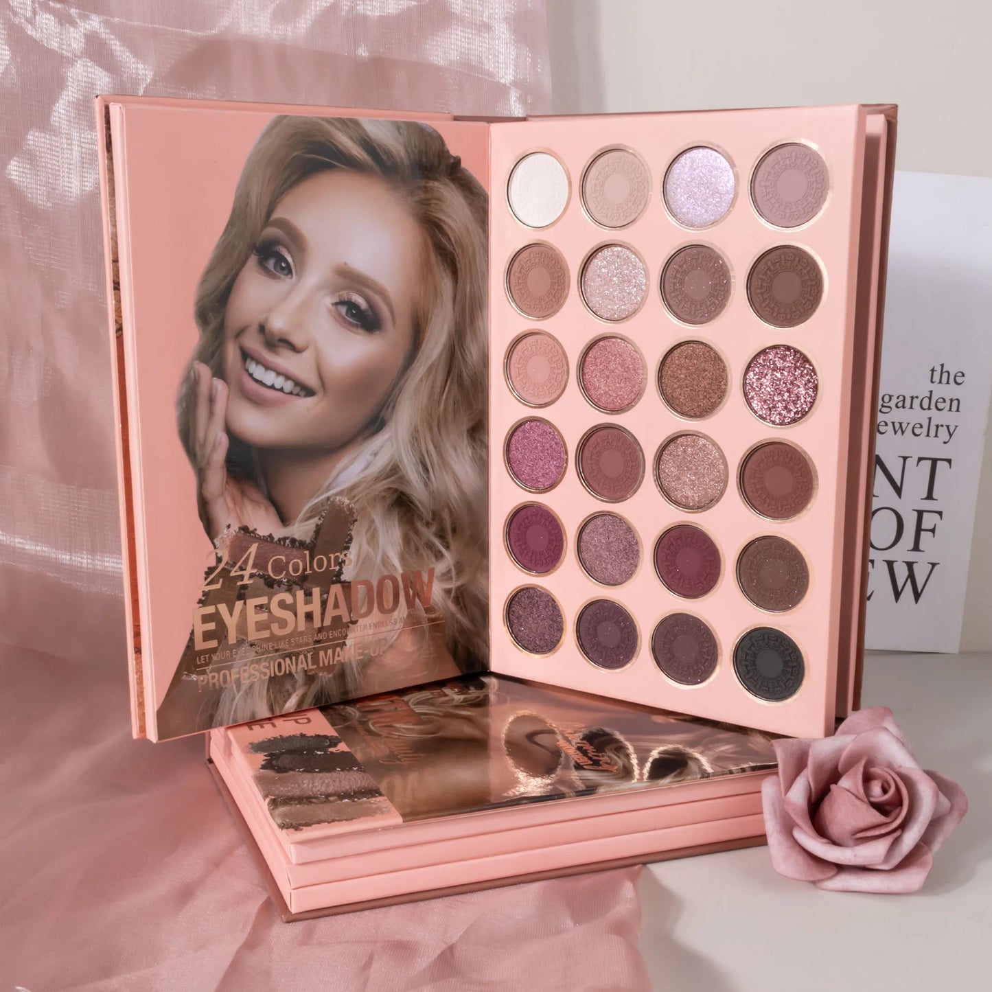 đ Professionell Makeup-palett med 54 fĂ€rger â Allt-i-ett: Ăgonskugga, Rouge, Highlighter & Contouring