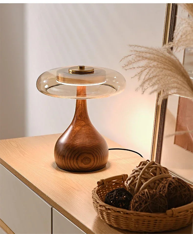 Retro Bordslampa i Fransk Stil – Glas & Trä – För Sovrum, Vardagsrum eller Hotell