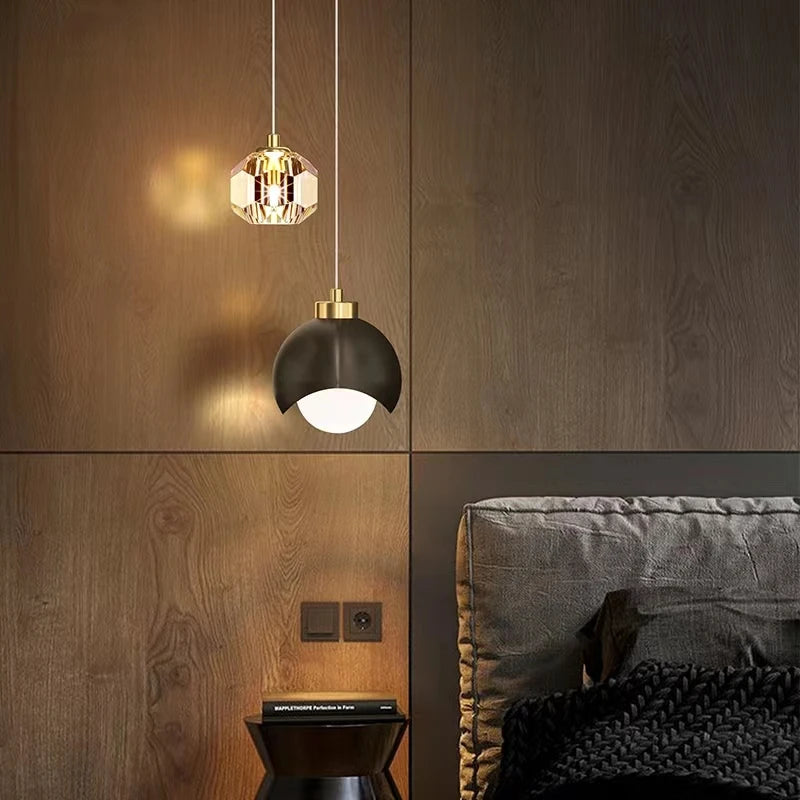YUGUUK Klotpendel i pläterad metall, guld/svart – LED-belysning, 220 V