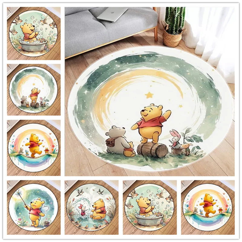 runda matta med Nalle Puh-motiv! Perfekt för barnrum, vardagsrum, badrum eller som dörrmatta.