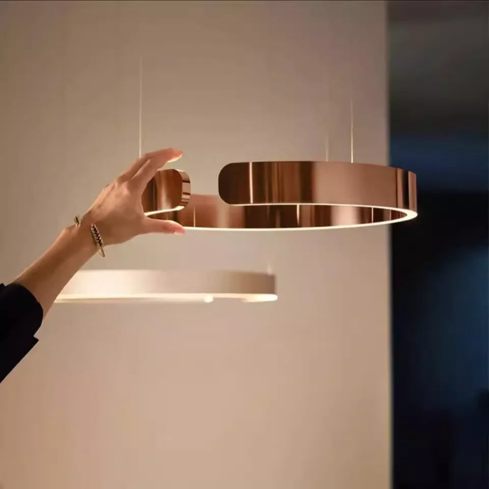 Nordisk LED Ringformad Taklampa – Modern Design i Roséguld, Svart, Vitt & Guld