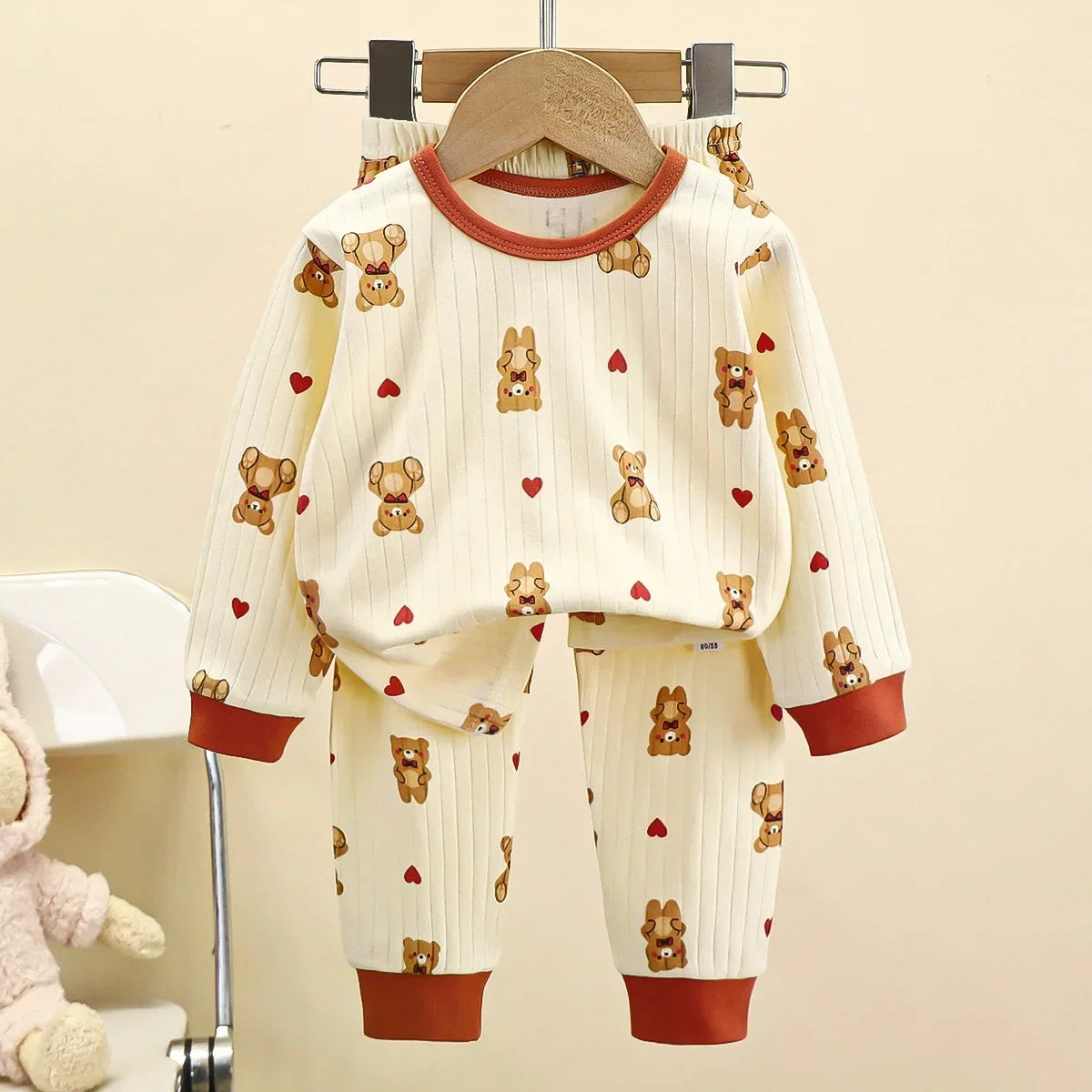 Barnpyjamas i Bomull – Söt Tecknad Design för Hösten (4–6 år)
