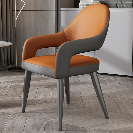 Modern Läderfåtölj – Avslappnad Design för Matsal, Vardagsrum & Balkong