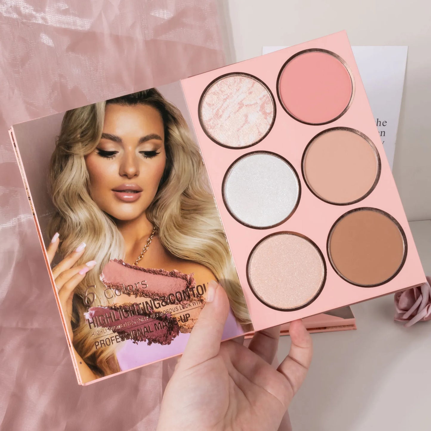 đ Professionell Makeup-palett med 54 fĂ€rger â Allt-i-ett: Ăgonskugga, Rouge, Highlighter & Contouring