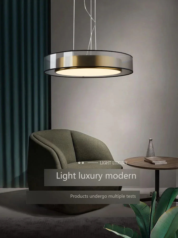 Lyxig Postmodern Taklampa i Polerad Koppar – För Sovrum, Matsal & Vardagsrum – Nordisk Design
