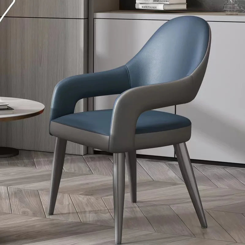 Modern Läderfåtölj – Avslappnad Design för Matsal, Vardagsrum & Balkong
