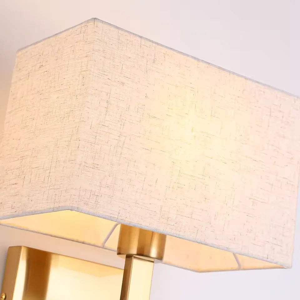 2x Vägglampor i Guld – Modern LED-lampa