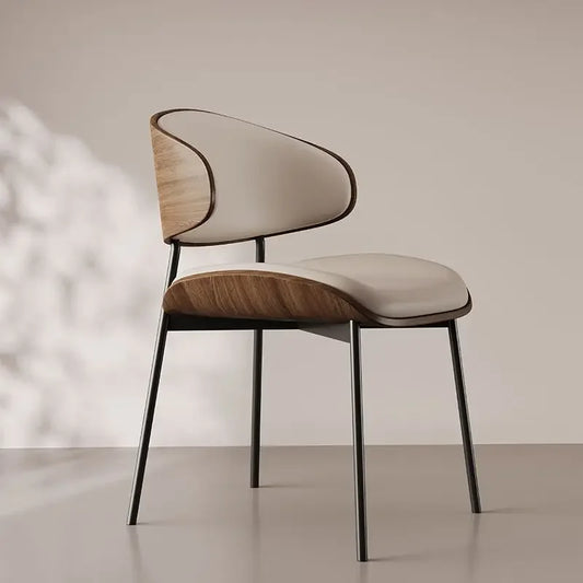 Modern Matstol i Konstläder – Mjuk & Lyxig Design för Vardagsrum eller Café