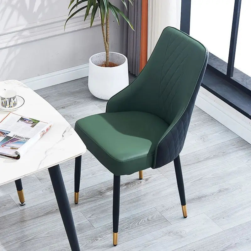 Nordisk Matstol med Katttass-design – Mjuk & Lyxig – För Hem, Hotell & Lounge
