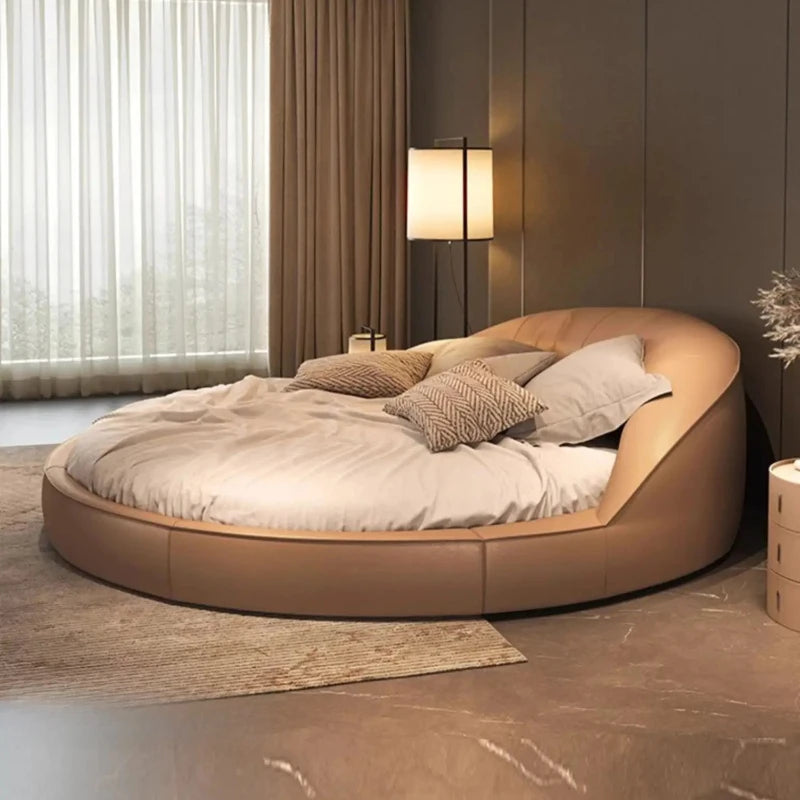 Rund Säng i Äkta Läder – Elegant Minimalistisk Design | Princess Cream Wind | 180/200 cm | Lyxig Bröllopssäng