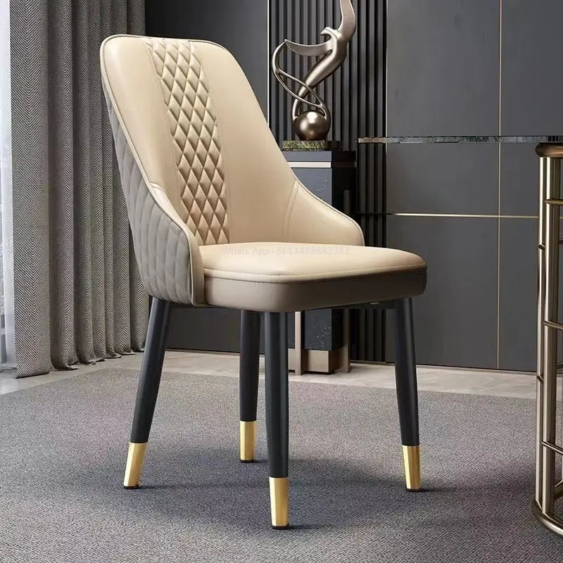Nordisk Matstol med Katttass-design – Mjuk & Lyxig – För Hem, Hotell & Lounge