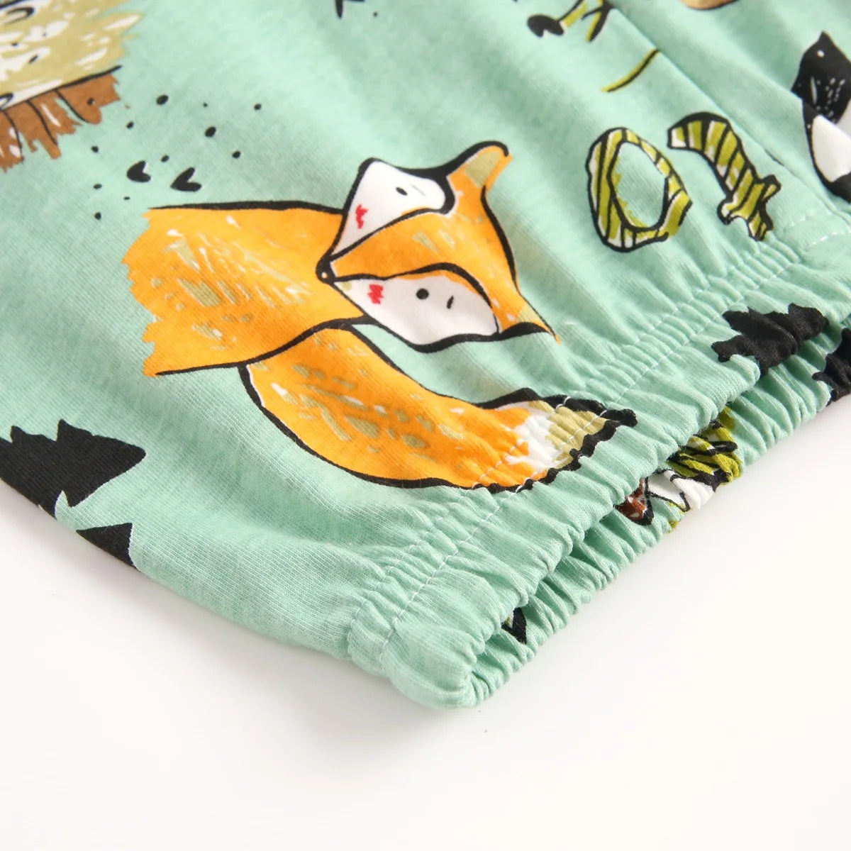 Färgglad Baby Pyjamas – 2-delad Set i 100% Kammad Bomull – Söta Tryck – För Nyfödda & Småbarn (0–4 år)