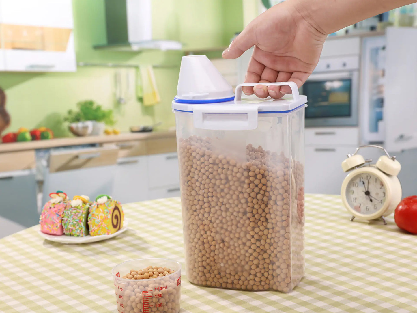 2KG Spannmålsbehållare med Måttkopp – Smart Förvaring för Ditt Kök