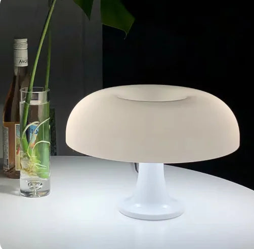 Italiensk LED Svampformad Bordslampa – Modern Minimalistisk Belysning