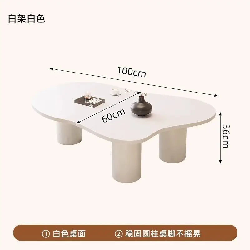 Cream Style Soffbord – Litet Te-/Kaffebord i Valnöt, Molnformad Kant, Perfekt för Små Lägenheter