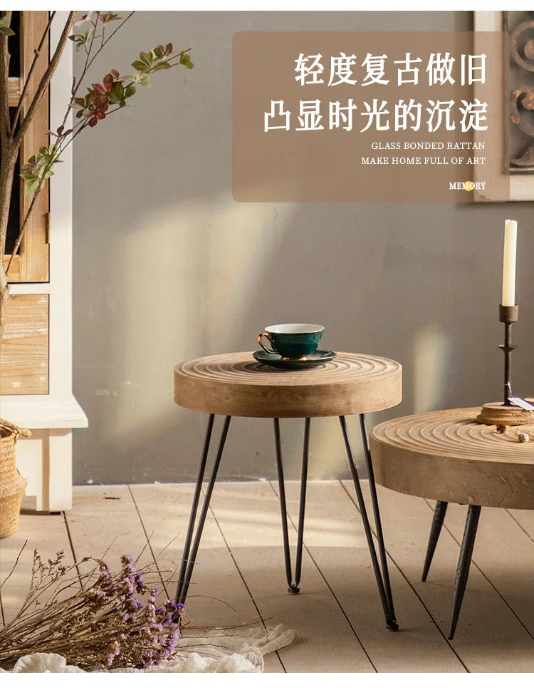 Kombinerade Runda Soffbord – Minimalistisk Design i Massiv Alm