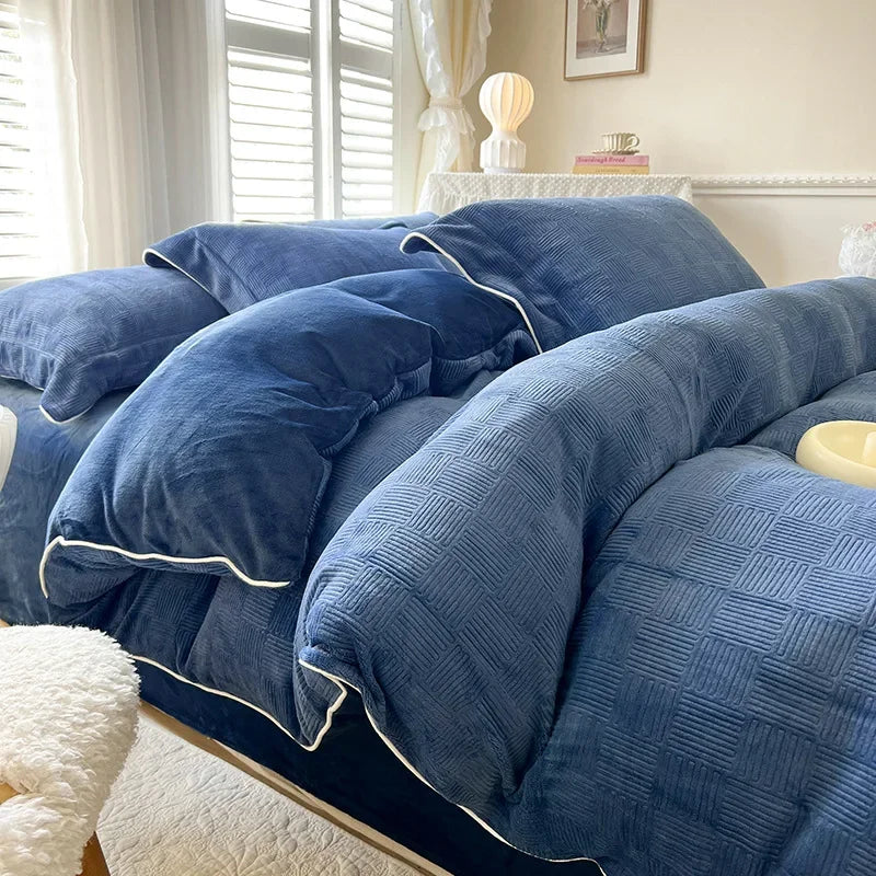 2024 Höst/Vinter Fyra-delat Sängset – Tjock Mjölkfleece & Korallfleece – Quiltad Komfort