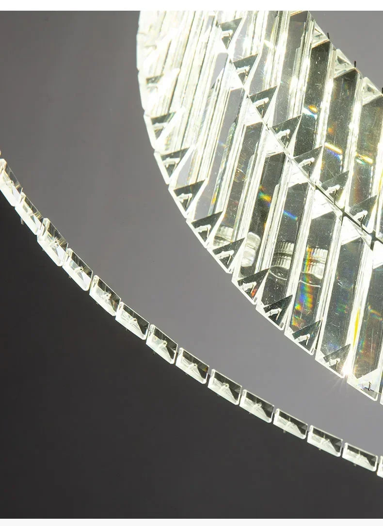 Kristallrund LED-taklampa – Lyxig Design i Guld & Silver för Hemmet