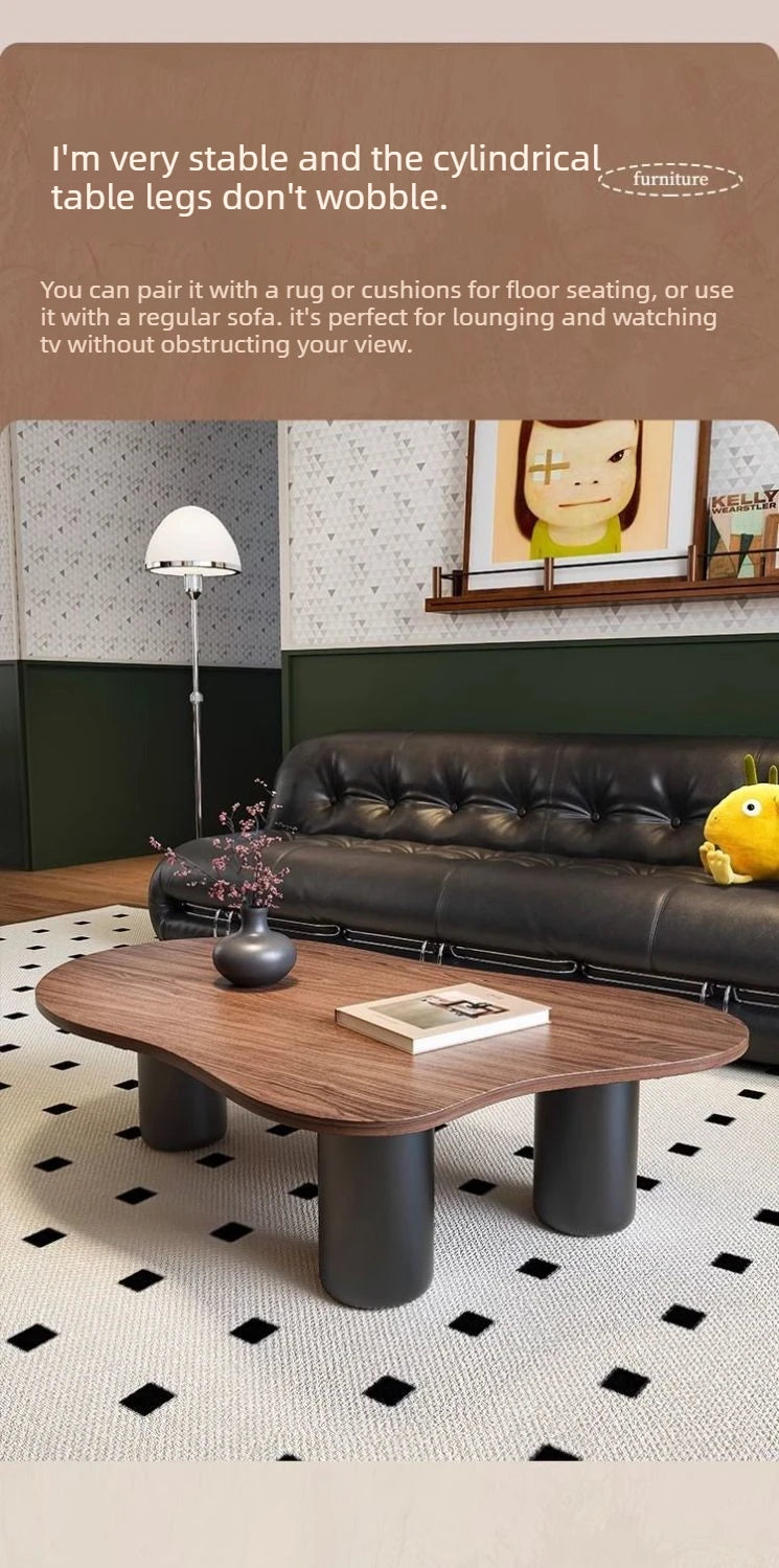 Cream Style Soffbord – Litet Te-/Kaffebord i Valnöt, Molnformad Kant, Perfekt för Små Lägenheter