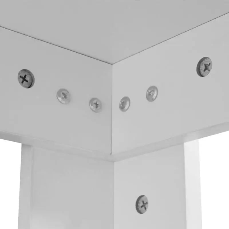 Vitt matbord 140 × 80 cm – modern och lättskött design