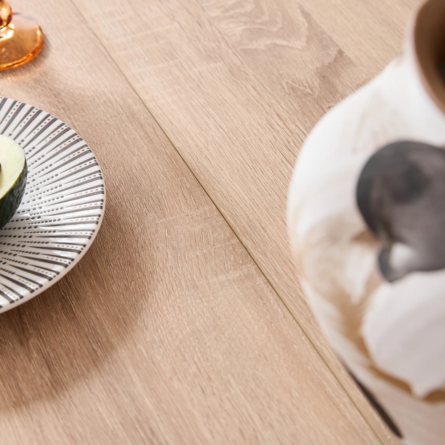 EGOONM Runt Matbord – Nordisk Design för 4–6 Personer (Ø 120 cm)