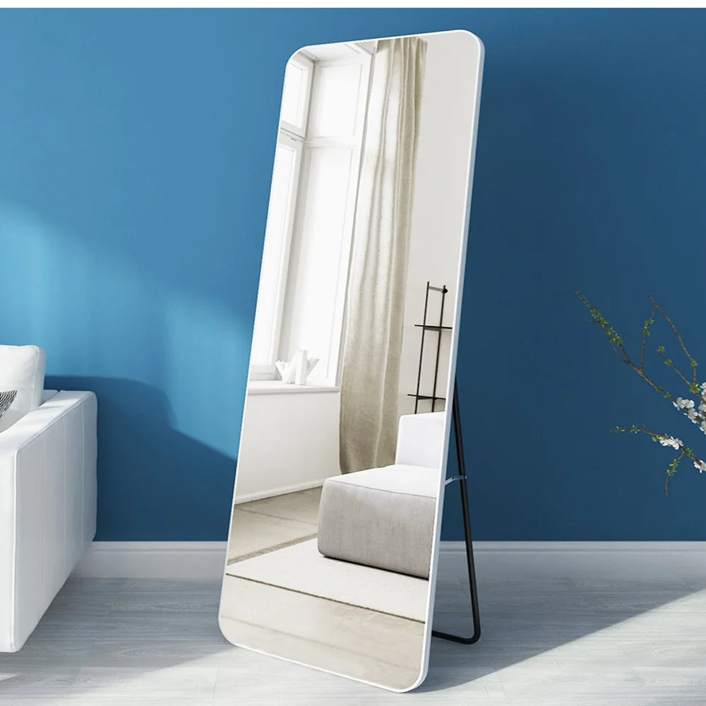 Helkroppsspegel med Rundade Hörn – 155 × 45 cm i Svart