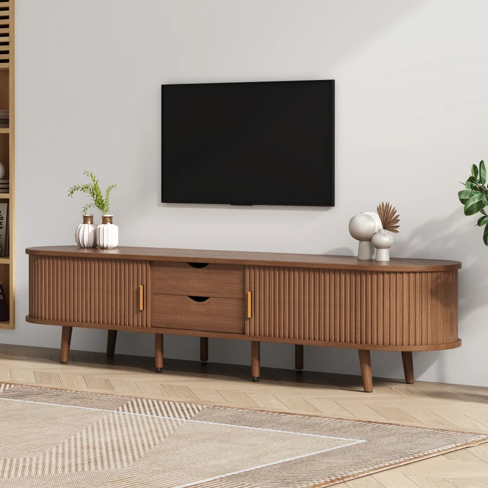 Modern TV-bänk i Valnöt – 175 cm med Skjutdörrar & Förvaring