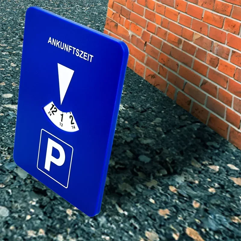 Blå Digital Parkeringsskiva – Automatisk Tidtagning – Stilren & Portabel
