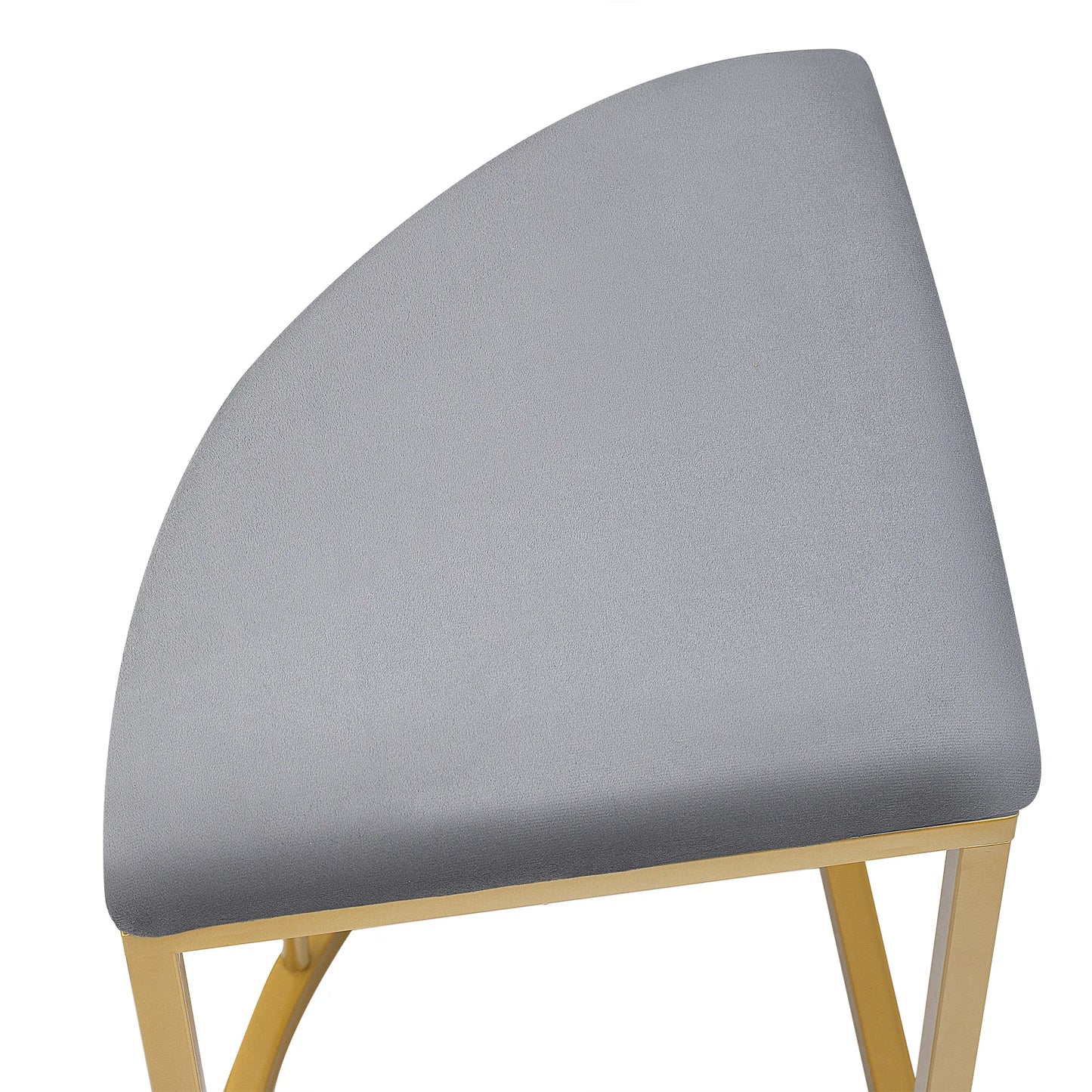 Matgrupp (7 delar) – Ovalt Bord med 4 Små & 2 Stora Pallar