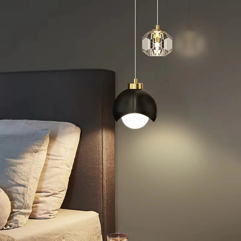 YUGUUK Klotpendel i pläterad metall, guld/svart – LED-belysning, 220 V