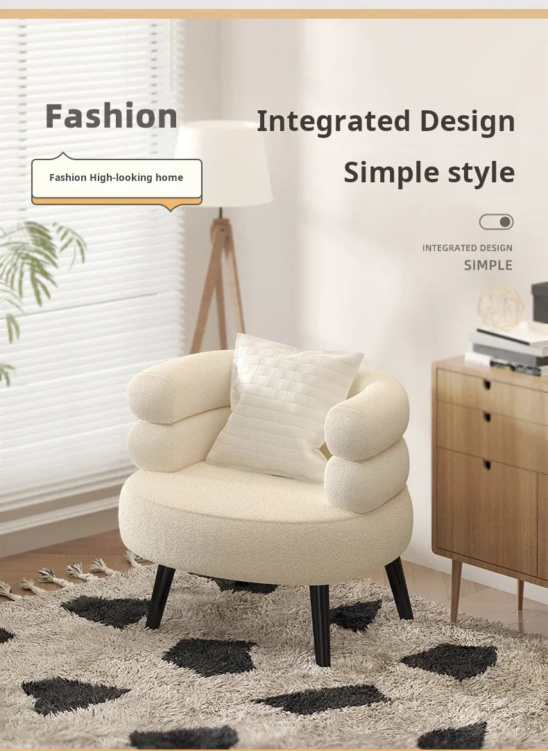 Fluffig 1-sits Soffa – Nordisk Lyx för Vardagsrum & Sminkhörna