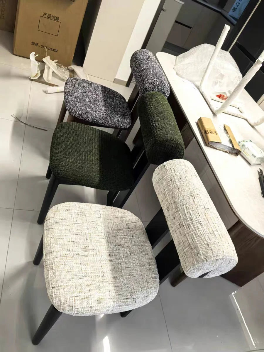 4-pack nordiska matstolar i massivt trä fransk retrostil tygsits Hippo design