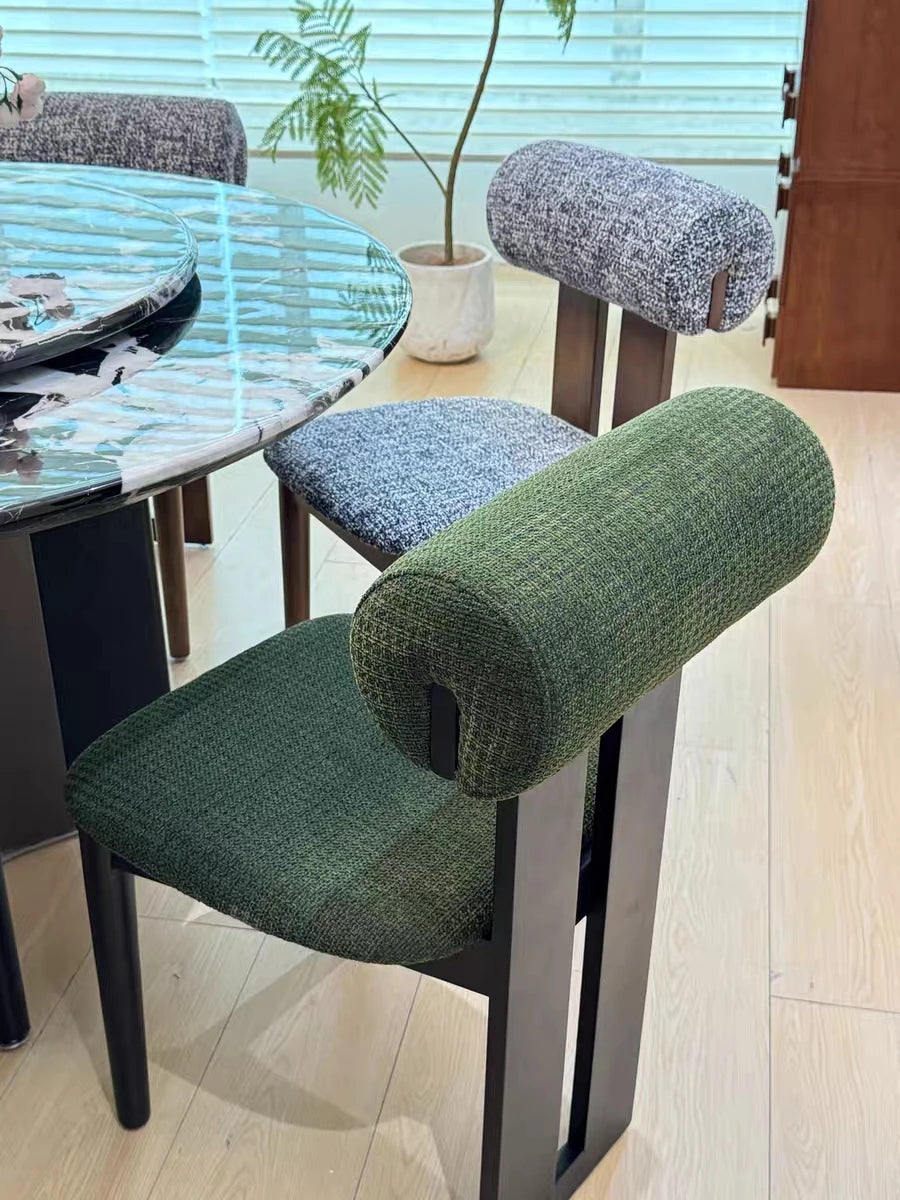 4-pack nordiska matstolar i massivt trä fransk retrostil tygsits Hippo design