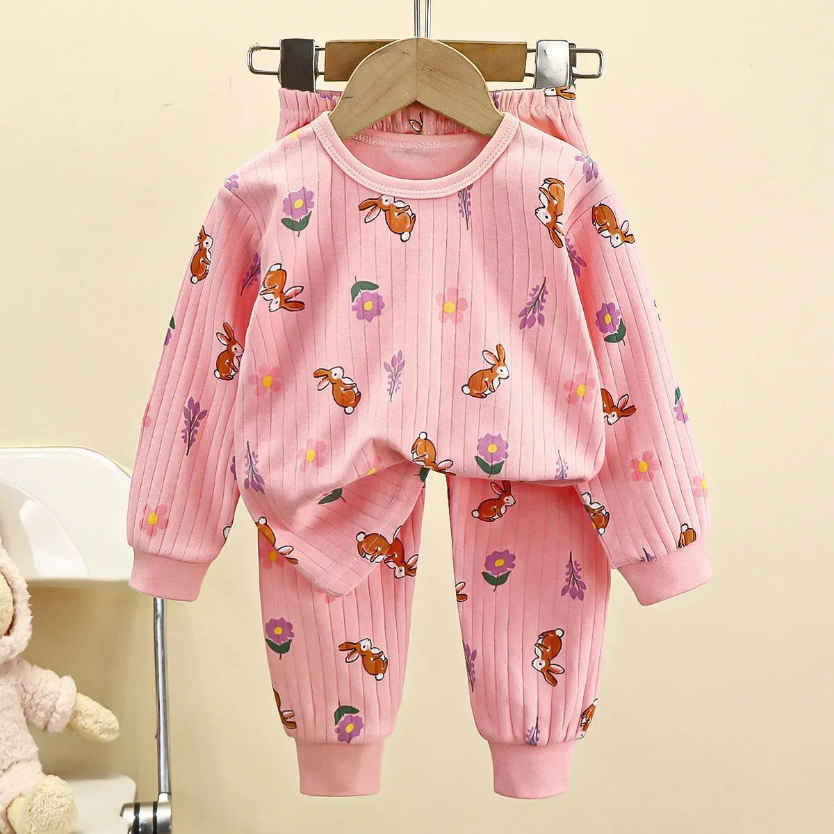 Barnpyjamas i Bomull – Söt Tecknad Design för Hösten (4–6 år)