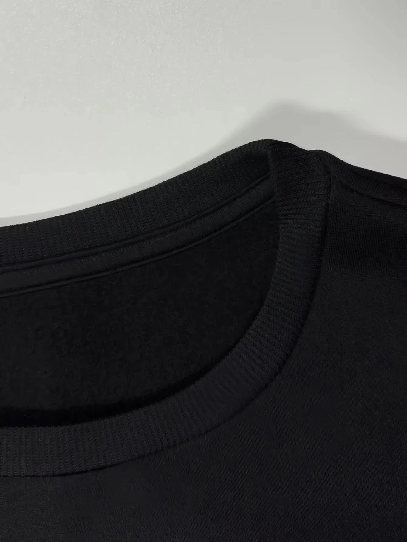 Herrtröja i Bomull – Tryckt Alfabetmotiv – Långärmad – Höst & Vinter – Casual Stil