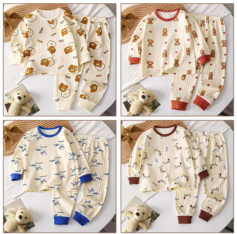 Barnpyjamas i Bomull – Söt Tecknad Design för Hösten (4–6 år)